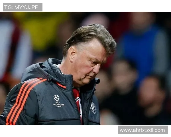 荷兰主帅范加尔寻求改革,誓言带领国家队重返巅峰 荷兰主帅范加尔寻求改革,誓言带领国家队重返巅峰